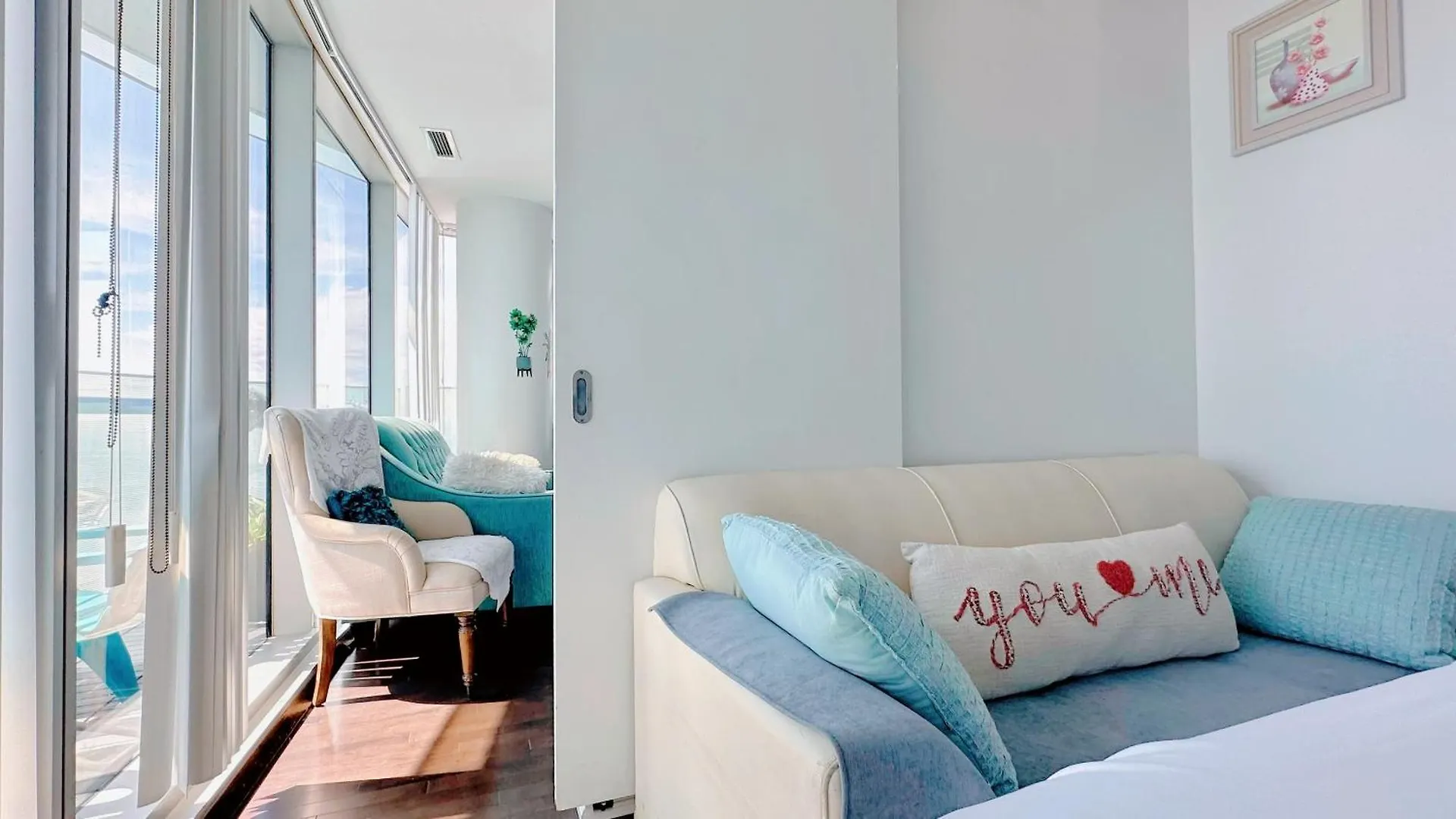 Apartmán New Superior Lakeview Luxury 3-Bedroom Suite On 48 Floor Toronto