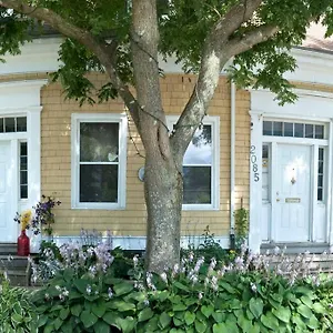 https://downtown-one-bedroom-historic-bauer-terrace.halifax-hotels.org